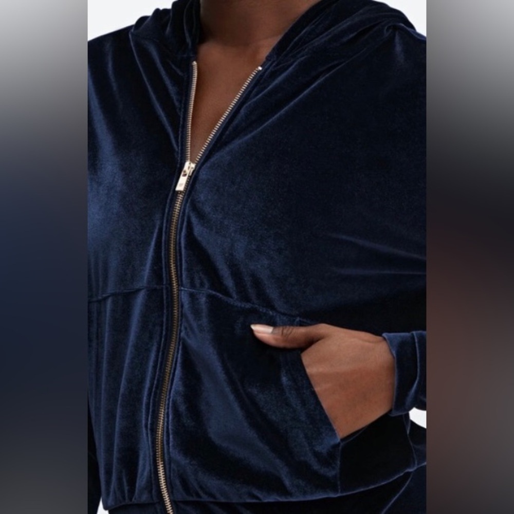 Fabletics | Women’s navy velour gold zipper front hoodie, front pockets size XS - Picture 4 of 13